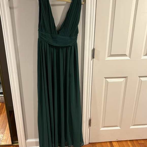 NWD Love By Design Emerald Green Athen Plunging V Neck Maxi Dress Sz Medium - Picture 3 of 6